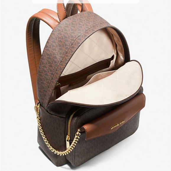 NEW MICHAEL KORS Maisie Medium Logo 2-in-1 Backpack - Picture 3 of 12